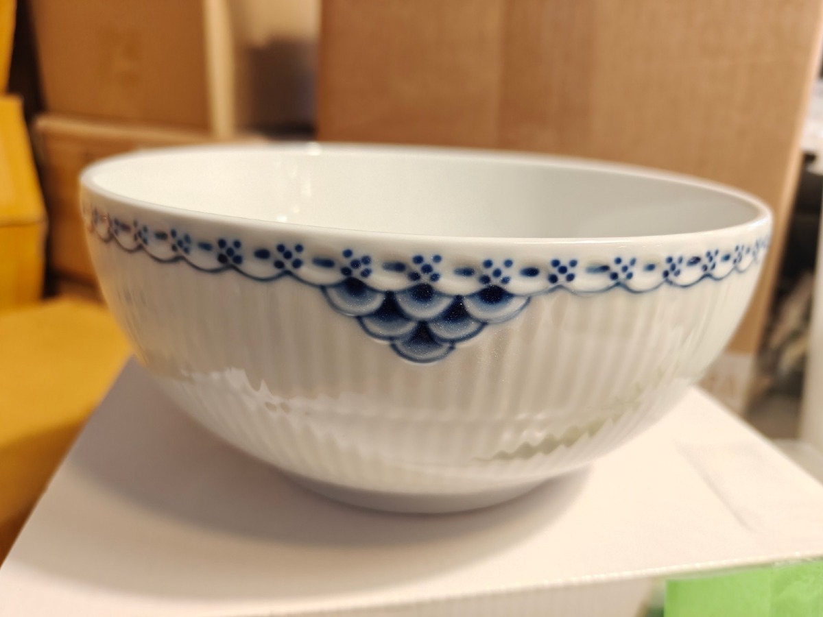 Royal Copenhagen, Prinsesse skål 18 cm