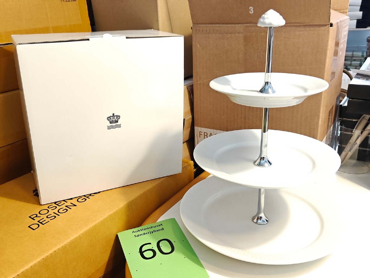 Royal Copenhagen, hvid riflet etagere 3 lag