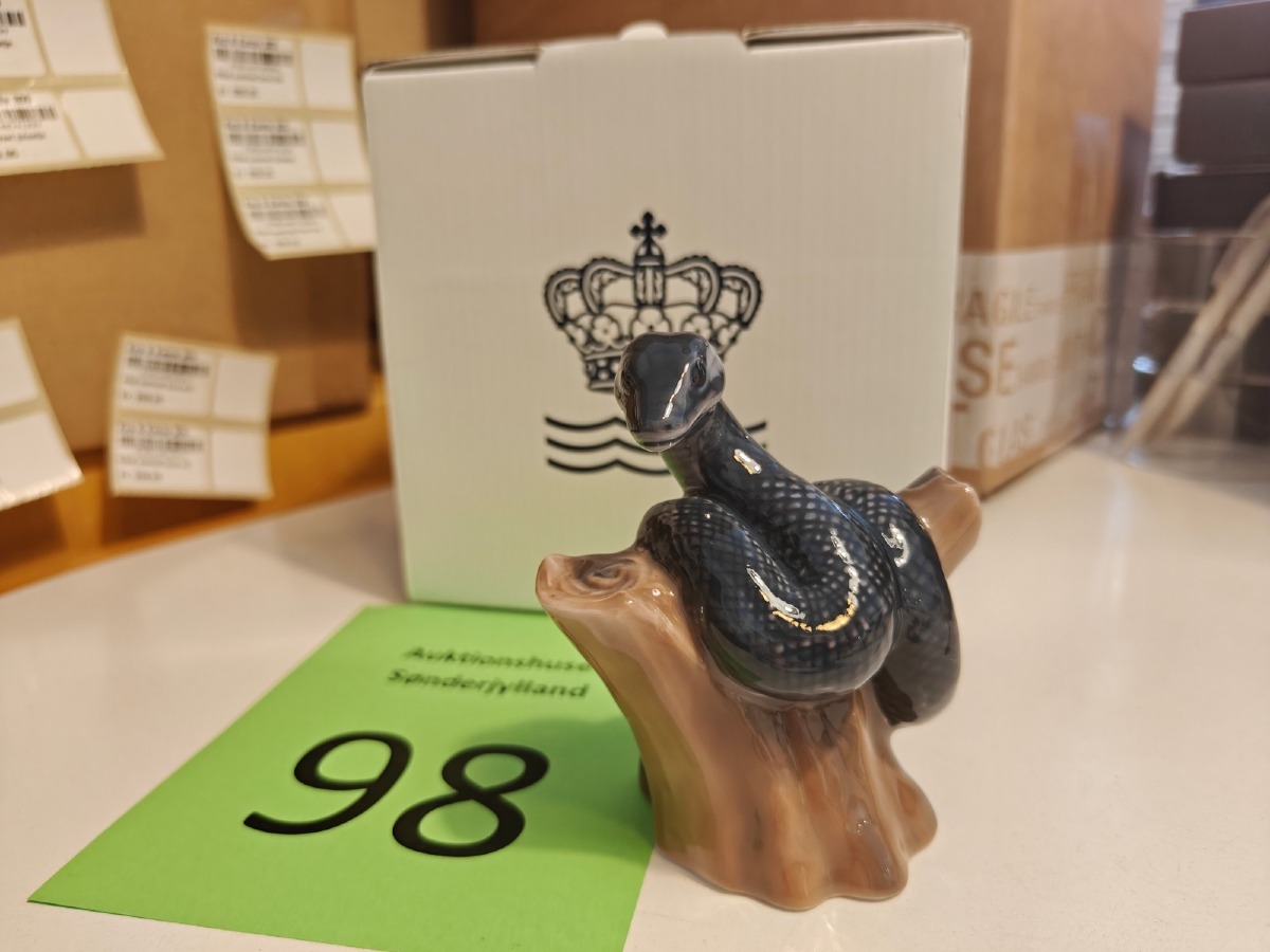Royal Copenhagen, årsfigur slange, fra 2025