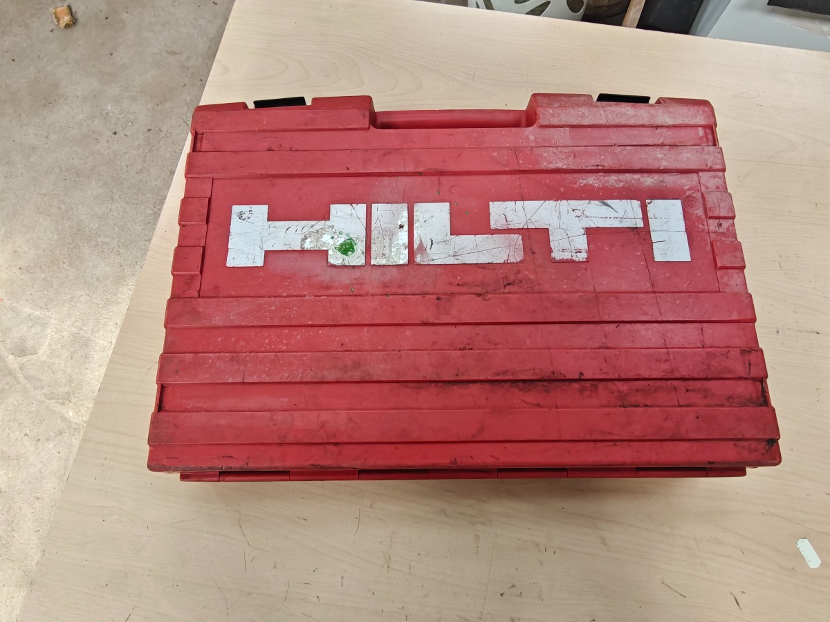 Hilti Akku Bore / skruemaskine 