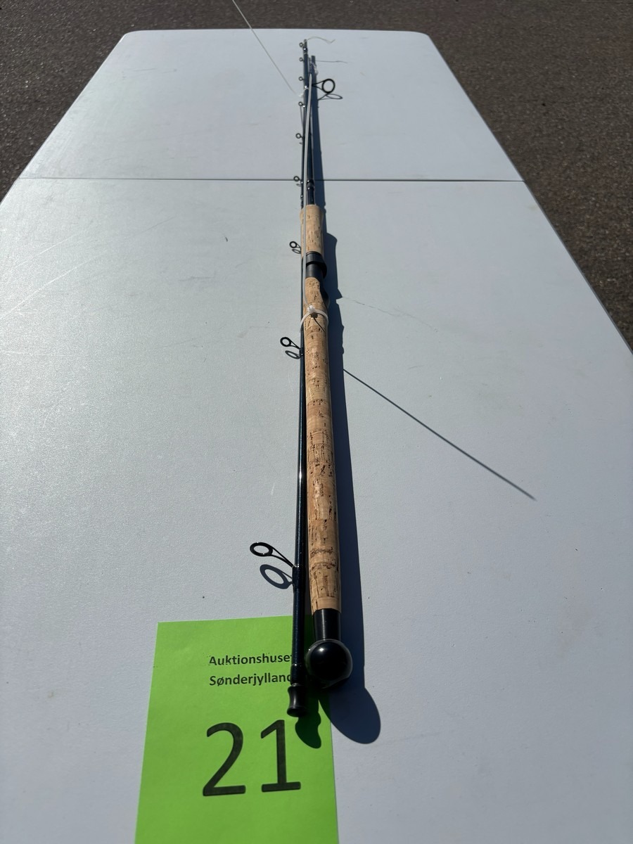 Shimano Aernos spinnestang 9’ – Middle Light