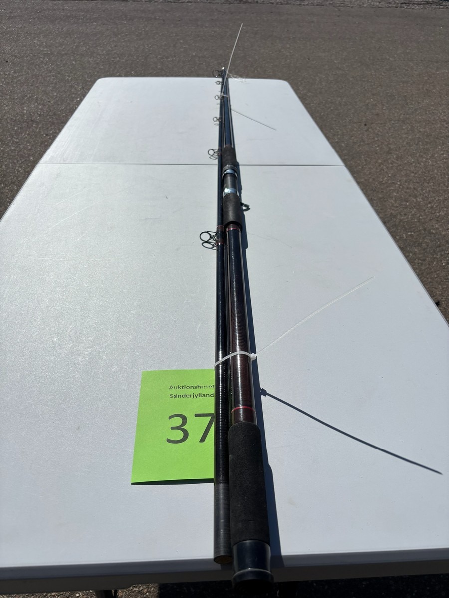 Daiwa “Whisker” fluestang