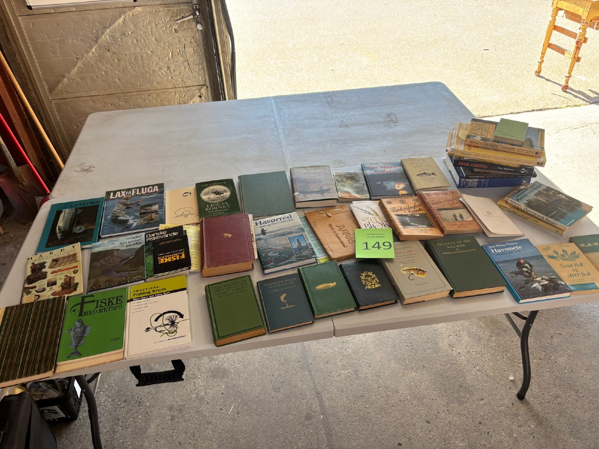 Diverse fiskebøger, mange stk.