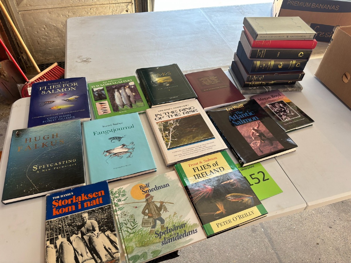 Diverse fiskebøger, mange stk.