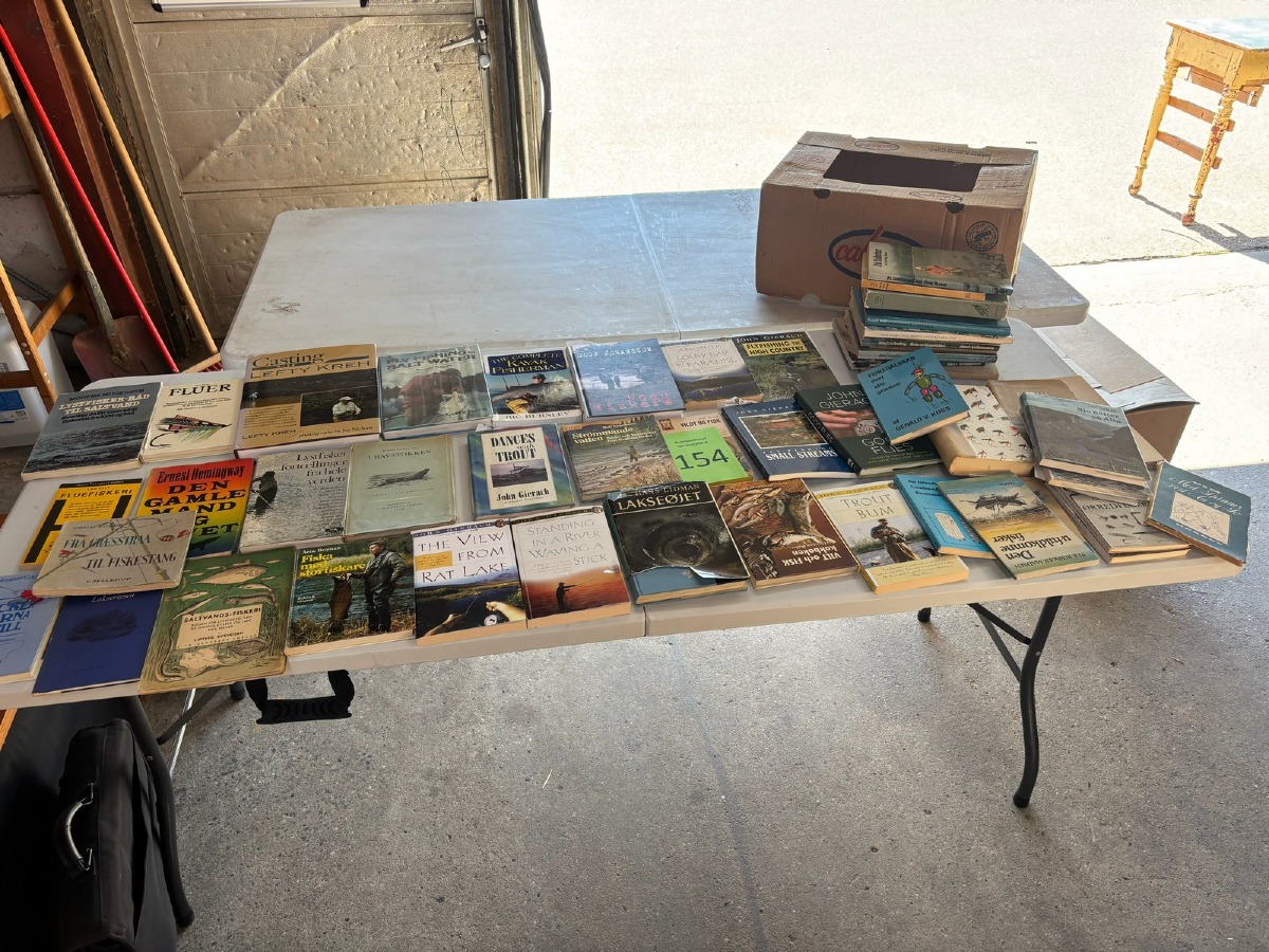 Diverse fiskebøger, mange stk.