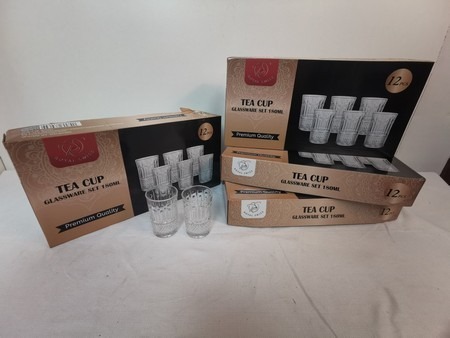 Små drikke/te glas med fint mønster, 48 stk.