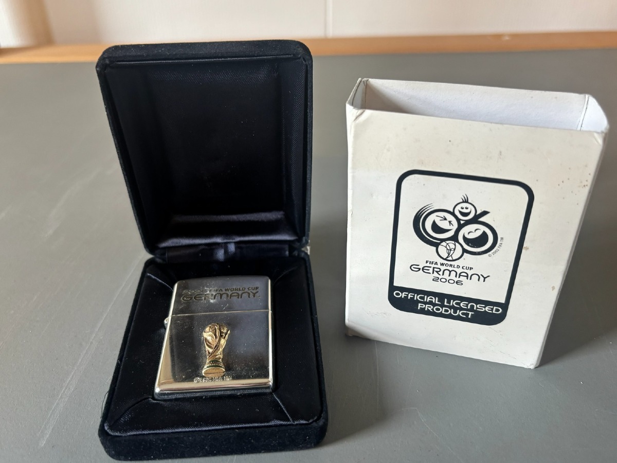 Zippo Fifa  jubilæumsmodel 2006