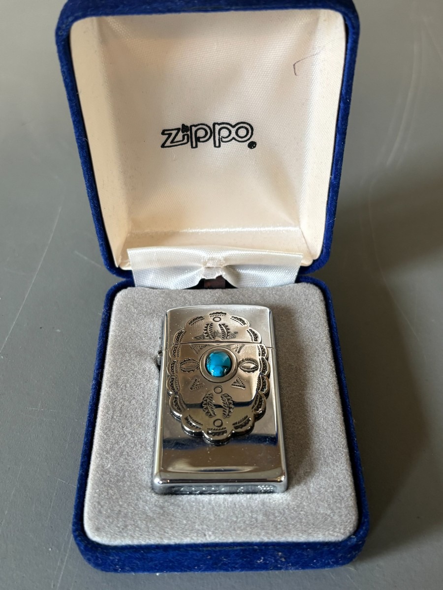 Zippo med turkis