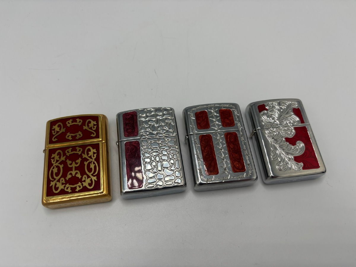 Zippo lightere med indlæg i rødt (4)