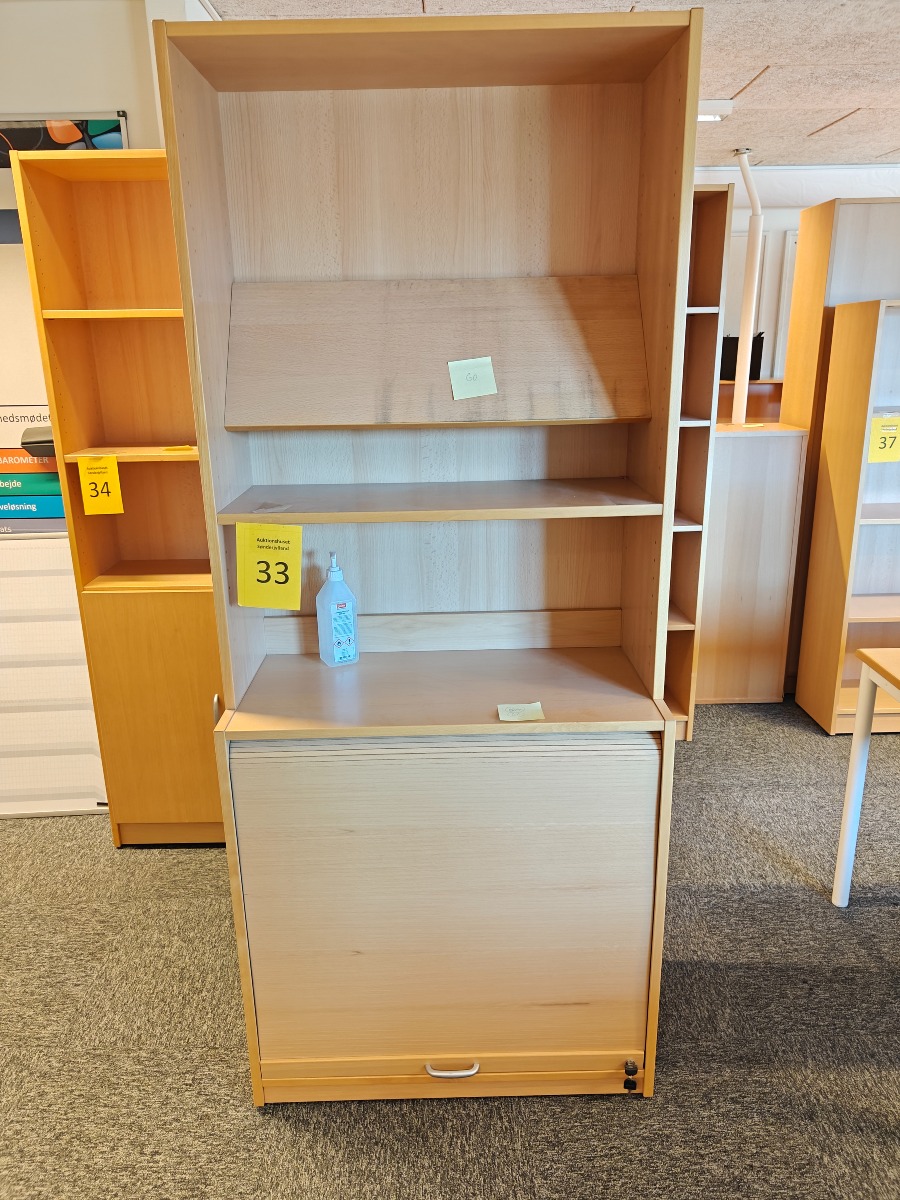 Reol med Jalousiunderskab