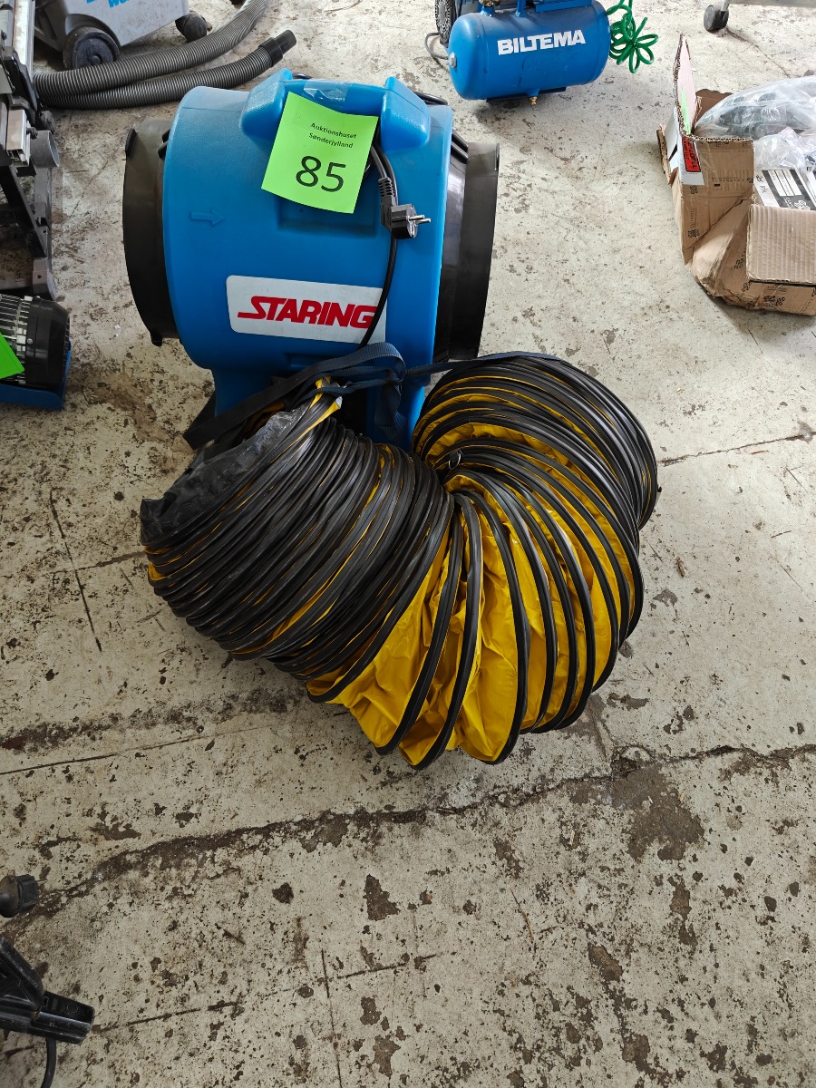 Staring VAF-400 Ventilator med til hørende flexslange
