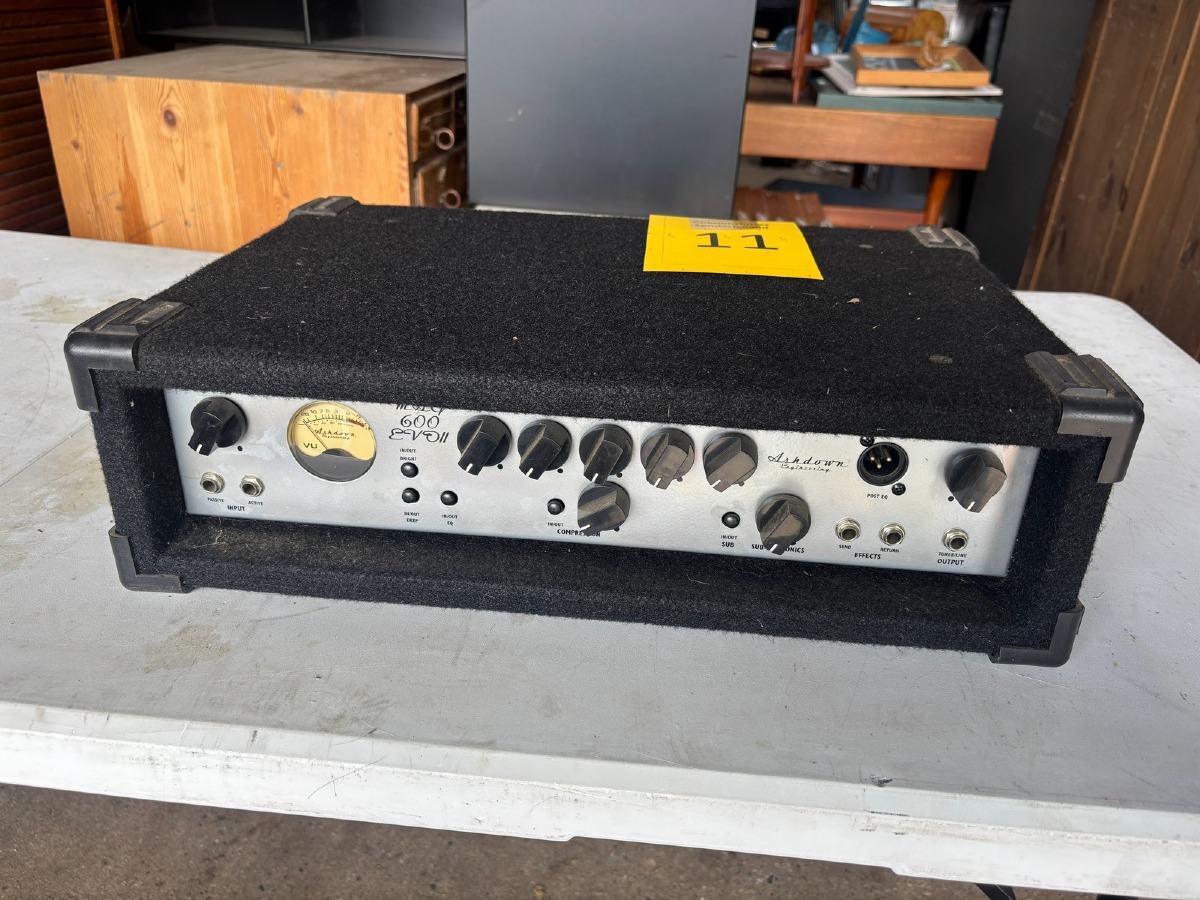 Ashdown MAG 600 EVO II basforstærker top