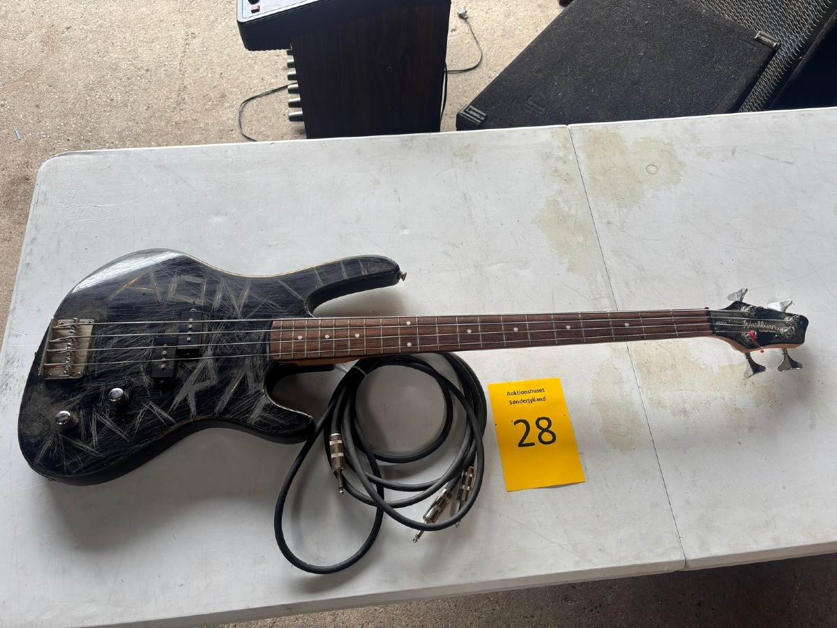 Washburn Bantam elektrisk bas