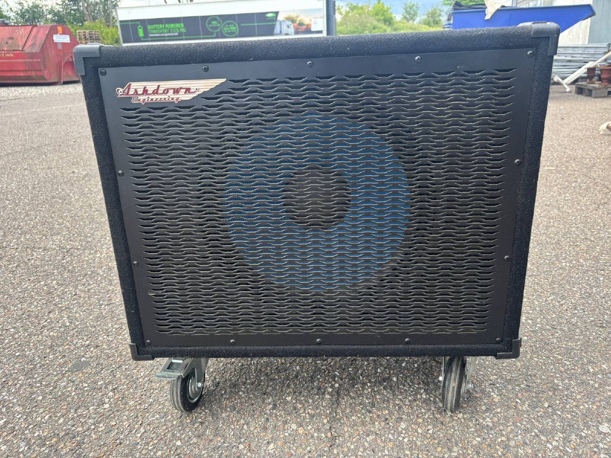 Ashdown Engineering MAG 115 Deep II bashøjttaler