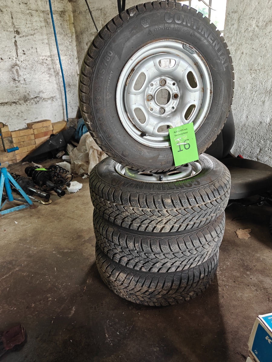 4 Vinterdæk på fælge Continental 165/80 R13