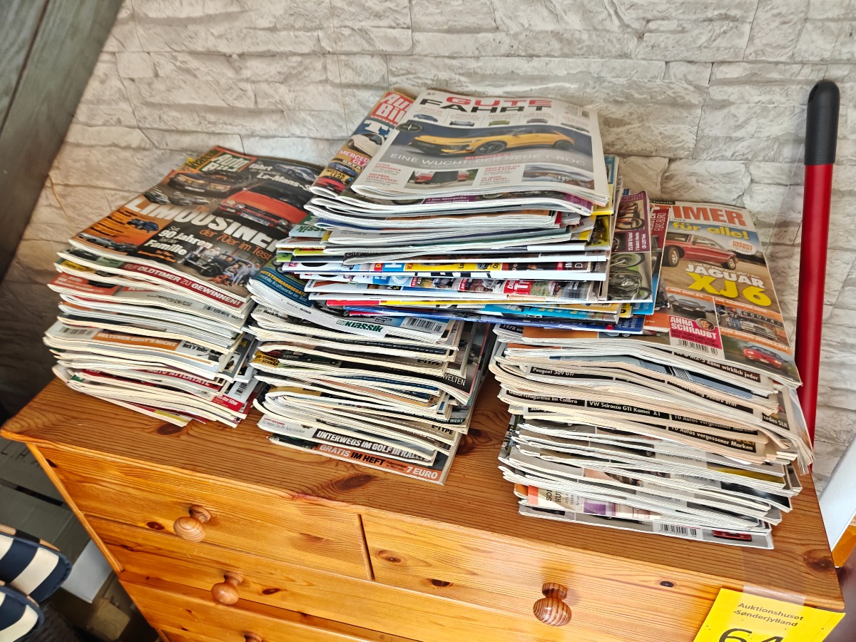 Større samling bilmagasiner