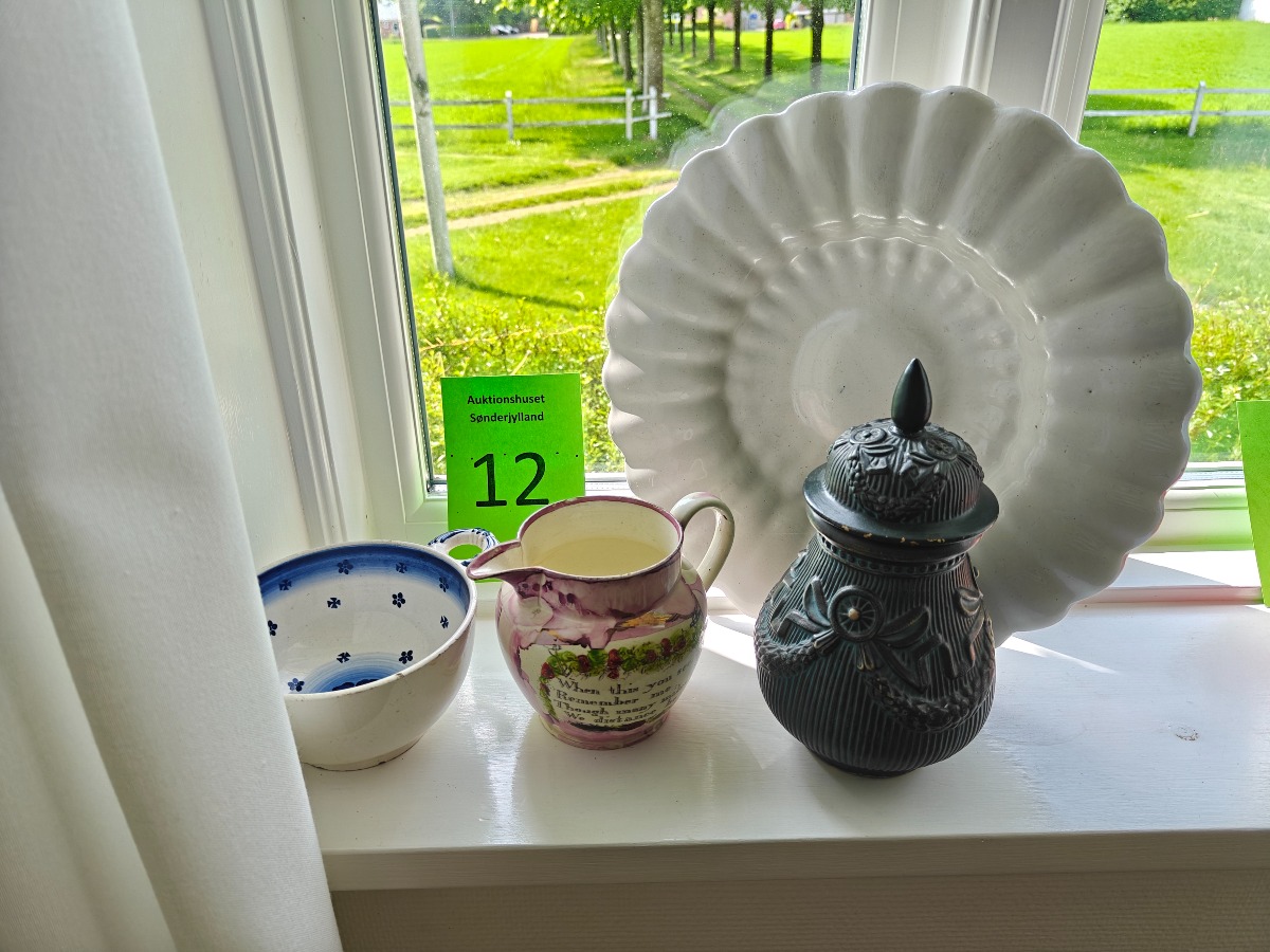 Dele porcelæn og fajance (4)
