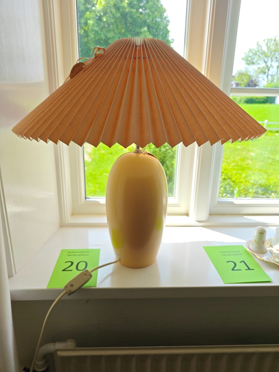 Lene Bjerre Lampe og skærm