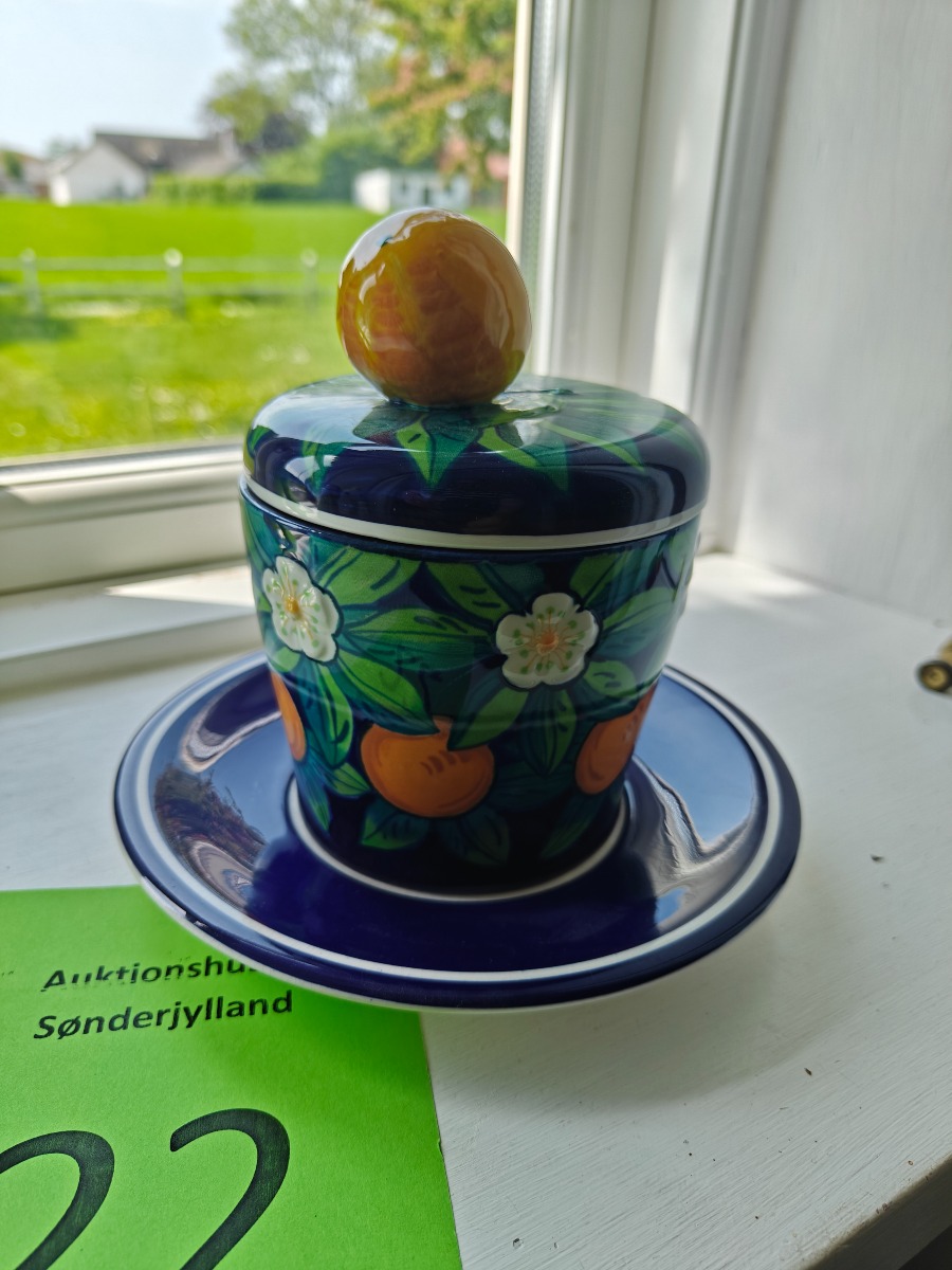 Royal Copenhagen Lille lågkrukke med fad
