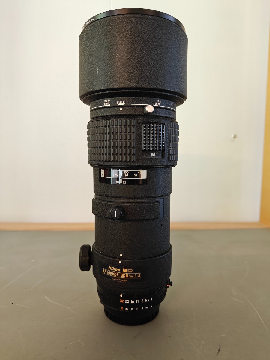 Nikon ED AF Nikkor 300mm f/4 objektiv