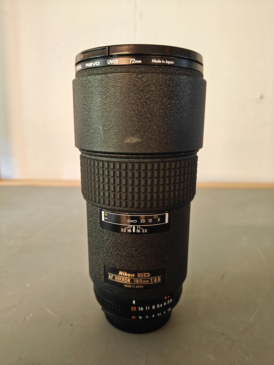 Nikon AF NIKKOR 180mm f/2.8D ED objektiv