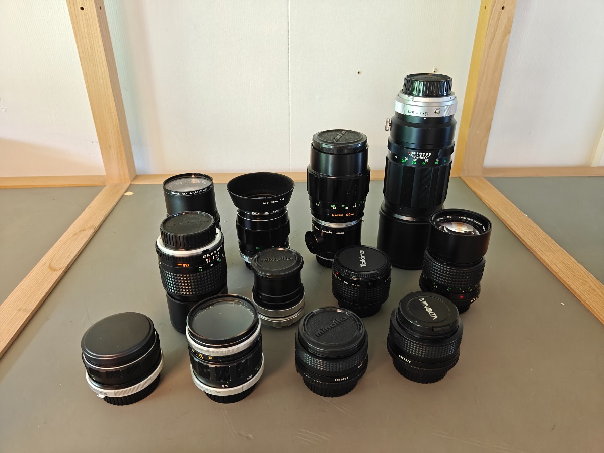 Samling af forskellige linser (12)