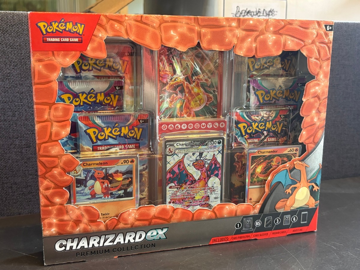 Pokémon Charizard ex Premium Collection