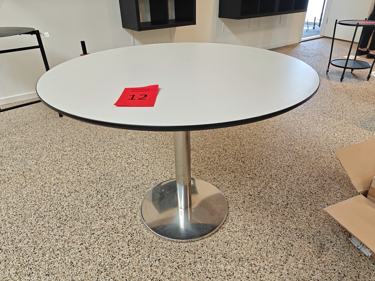 Rundt spisebord