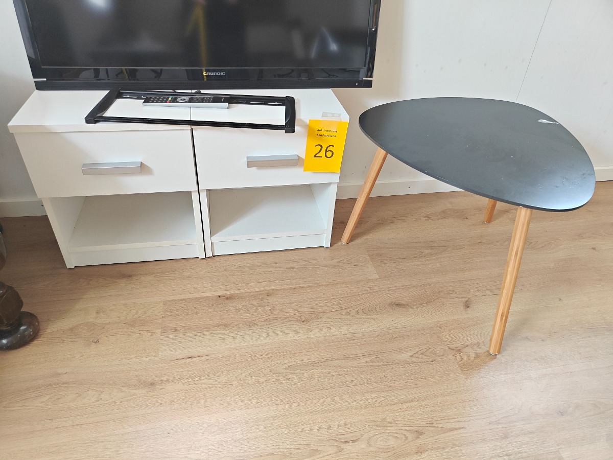 Sengeborde og siddebord