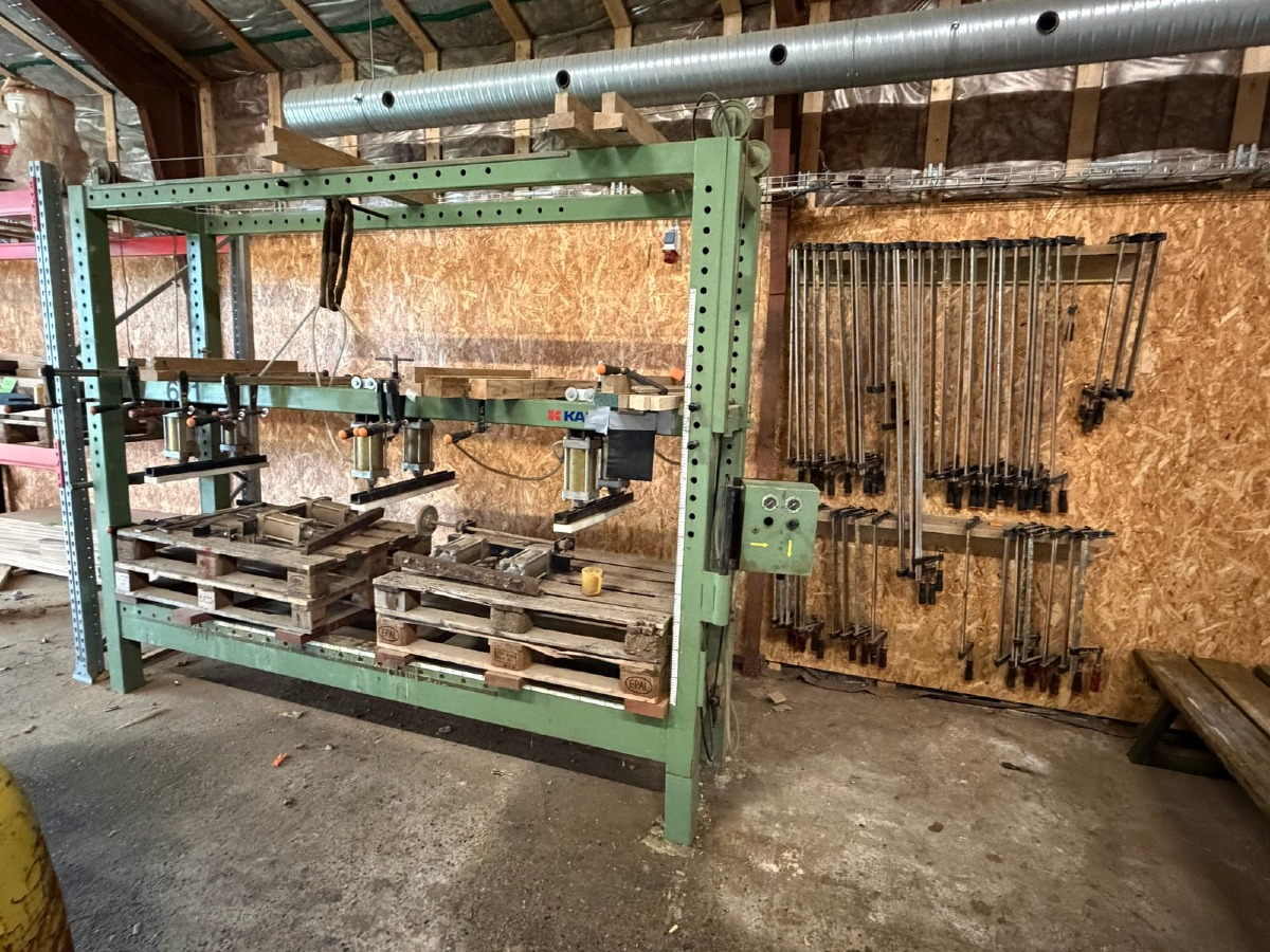 Rammepresser/pressemaskine med parti skruetvingere