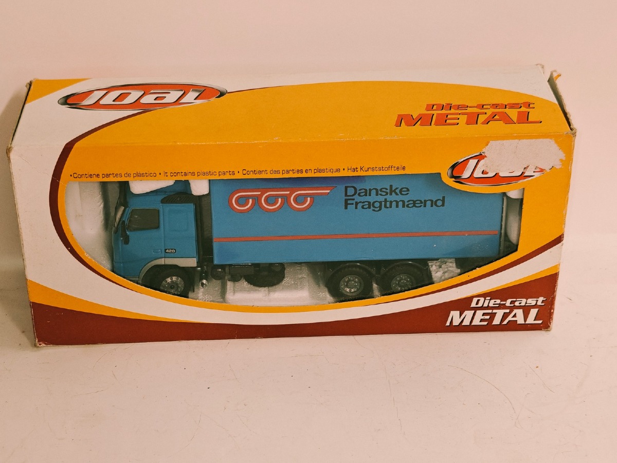 Joal: Volvo FH12 m/trailer. Danske Fragtmænd. Scale: 1:50. Org. æske medfølger. 