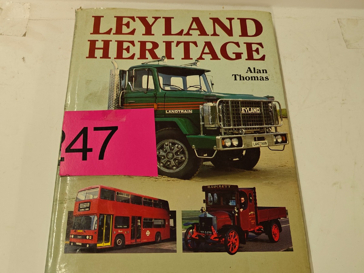 Bog: Leyland Heritage af Alan Thomas. 