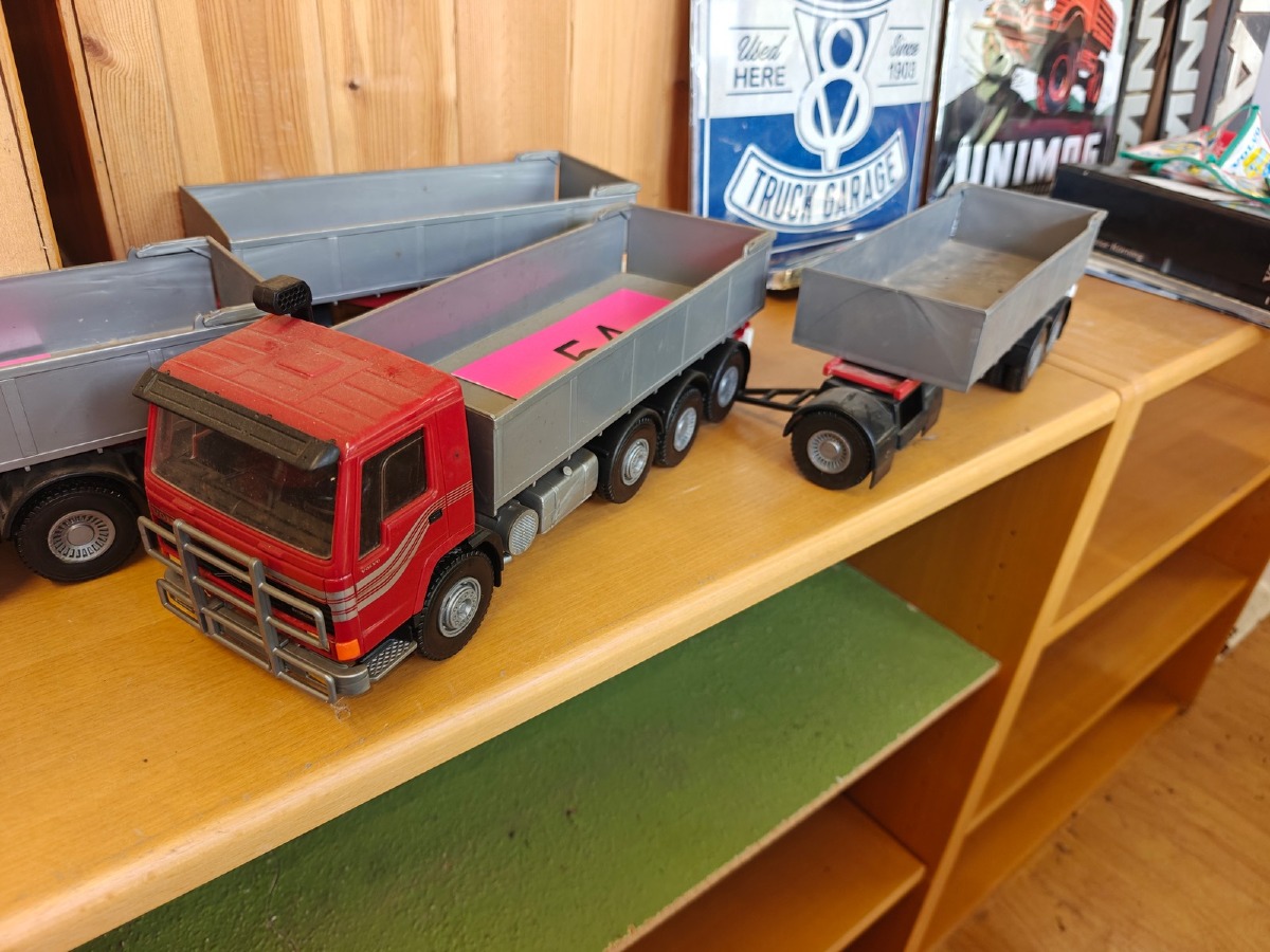 Emek: Volvo FL10 Intercooler m/anhænger. 