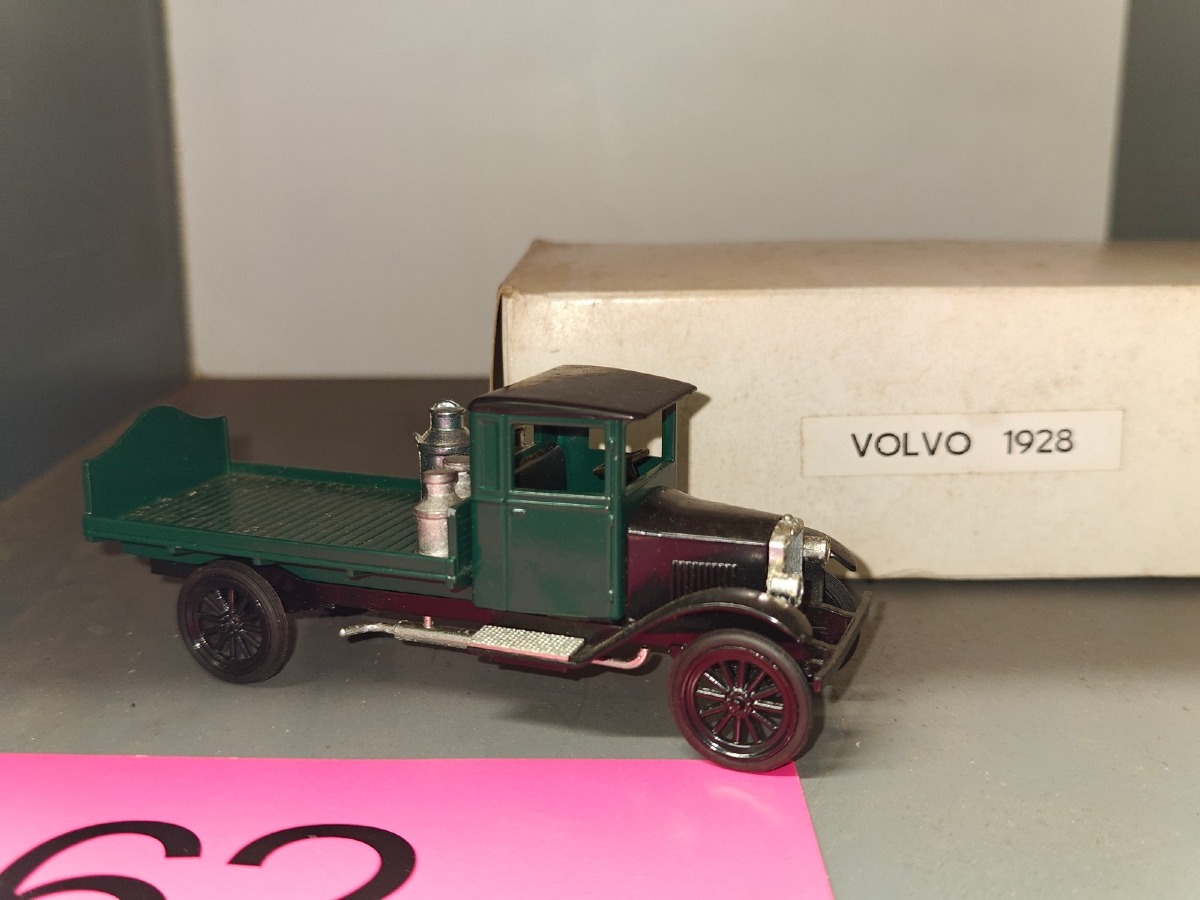 Volvo 1928.  Æske medfølger. 