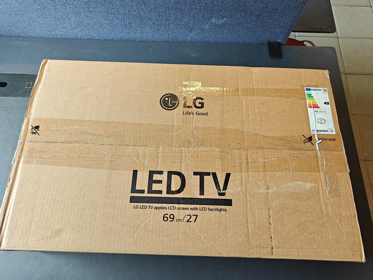 LG 27