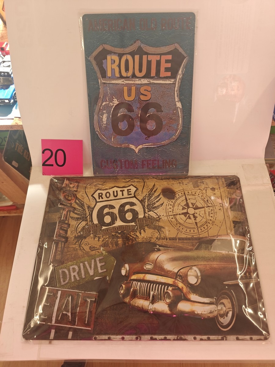 2 Metalskilte: Route 66. Ubrugte og i emballage.