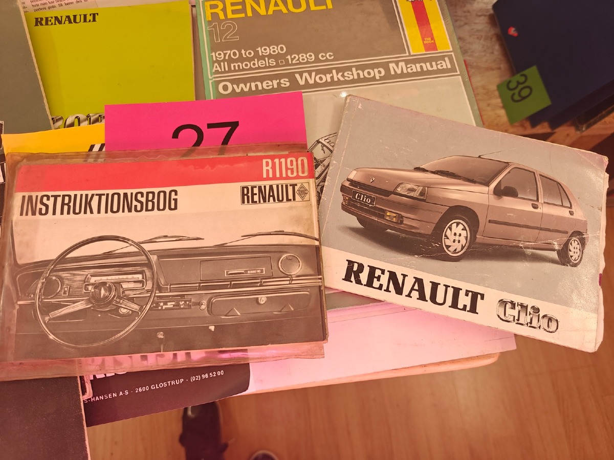 Renault: Instruktionsbøger til veteran modeller.