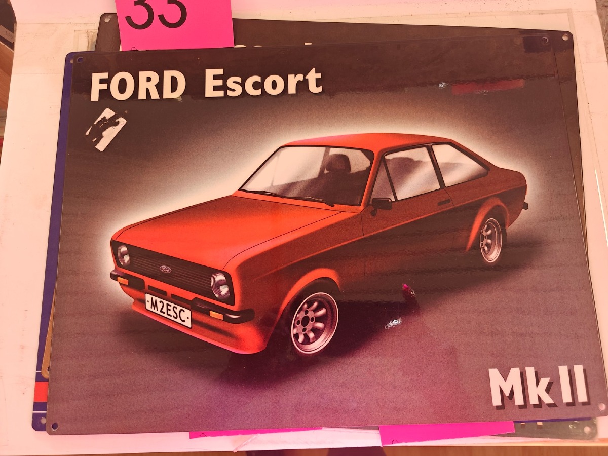 Metalskilt: Ford Escort. Ubrugt og i emballage.