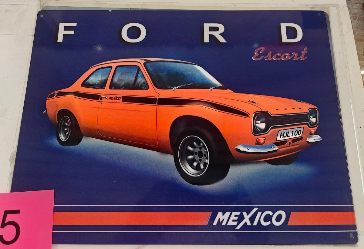 Metalskilt: Ford Escort. Ubrugt og i emballage.