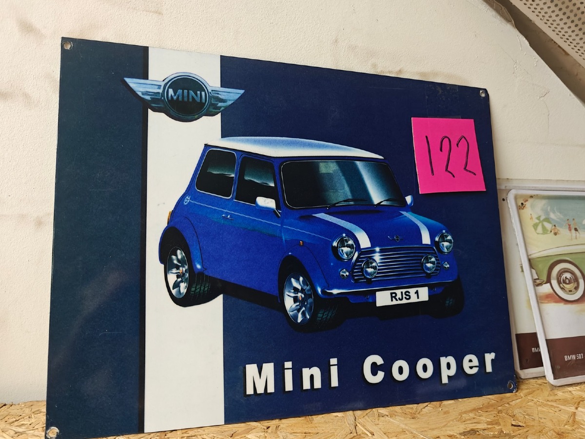 Mini: Metalskilt. Ubrugt og i emballage.