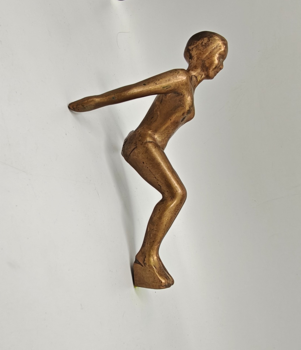 Ubk. kunstner. Svømmepige