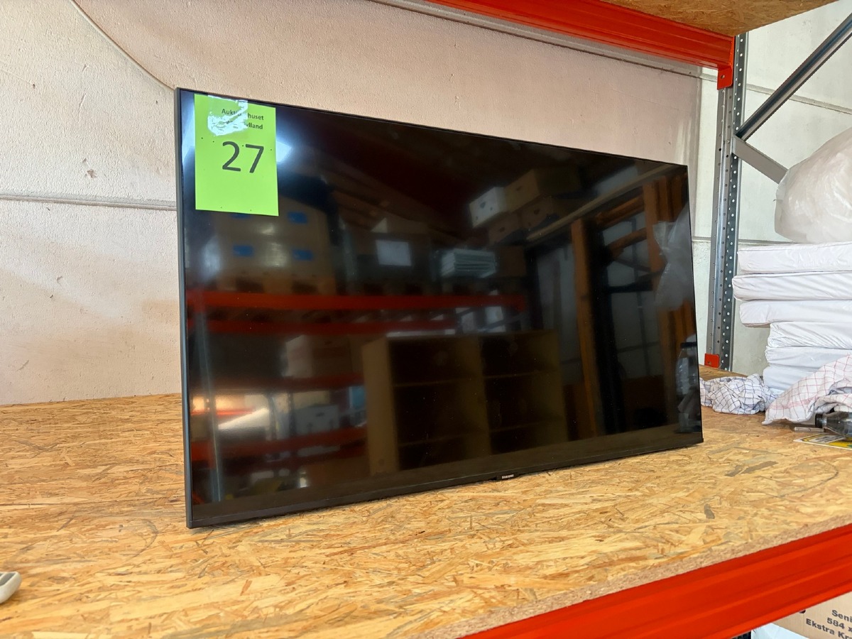 Samsung UE43TU8005K 43 tommer tv (Uden fjernbetjening)