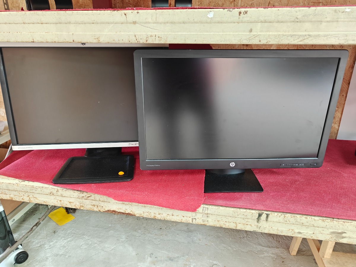 HP Compaq LA2205wg samt HP ProDisplay Ps40va