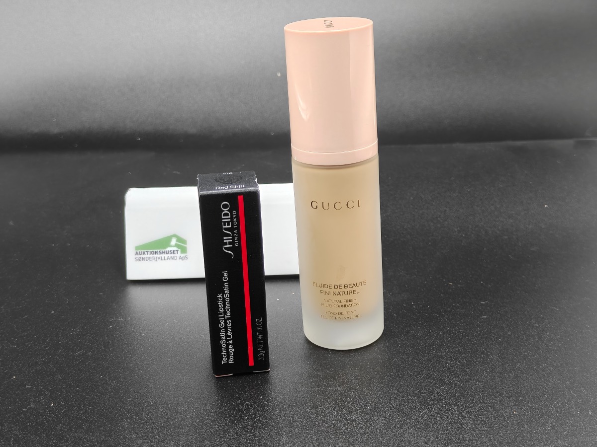 Gucci Foundation 30 ml. Shiseido læbestift.