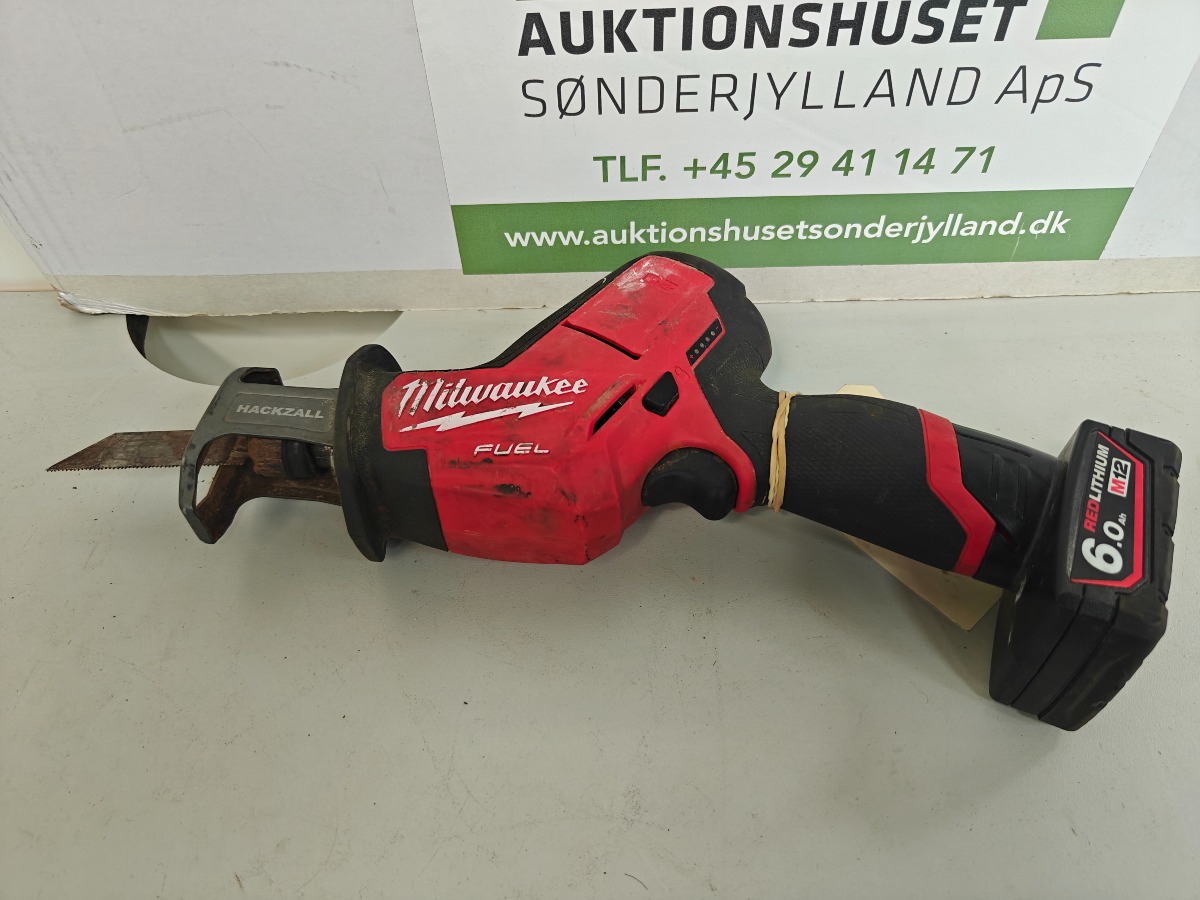 Milwaukee kompakt bajonetsav M12 CHZ incl. 6,0 Ah batteri