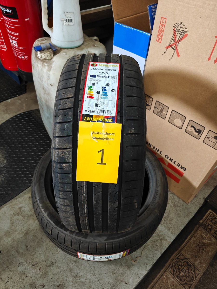2 stk sommerdæk Minerva 245/40R19 98Y XL
