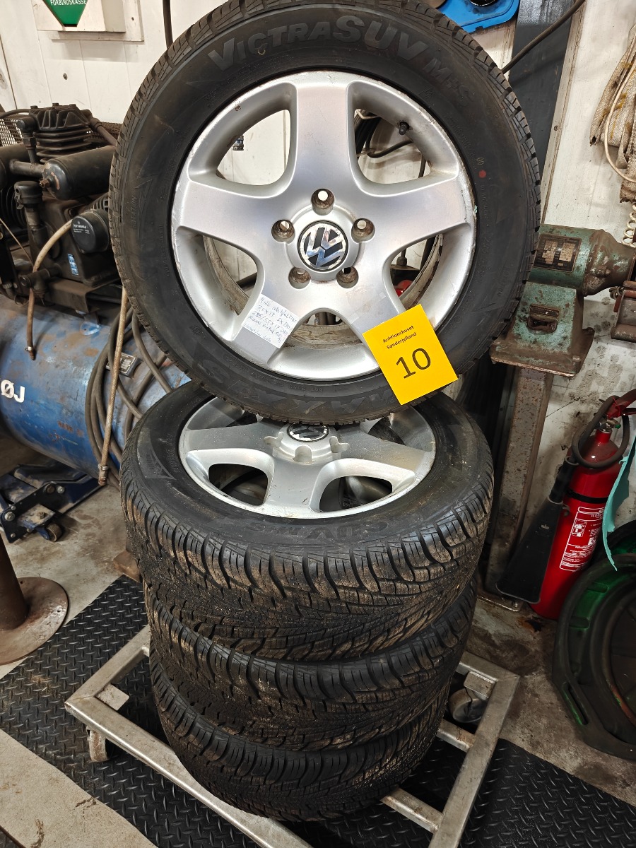 4 stk 7,5x17 vw alufælge med nye dæk