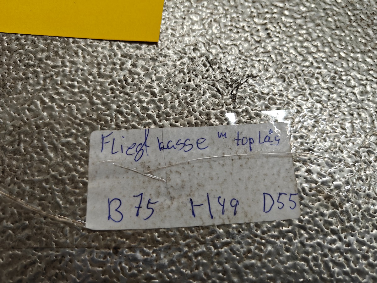 Fligtkasse med toplåg 