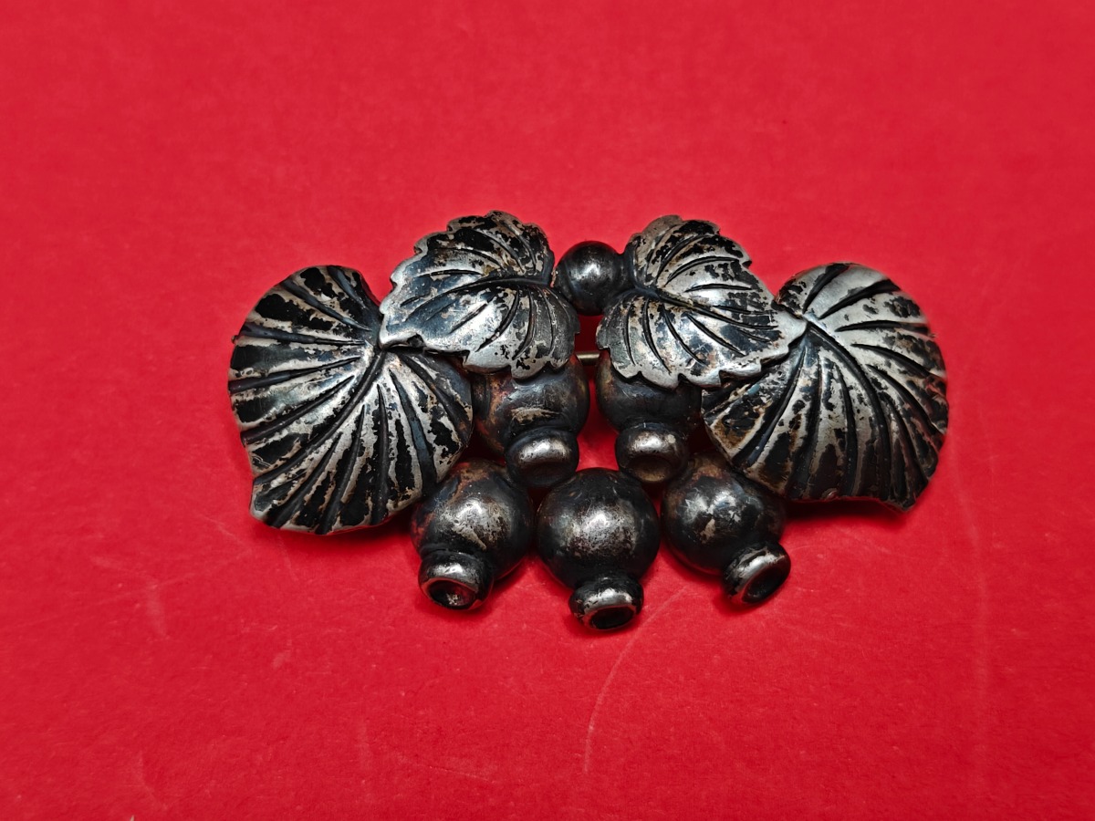 Broche af sølv