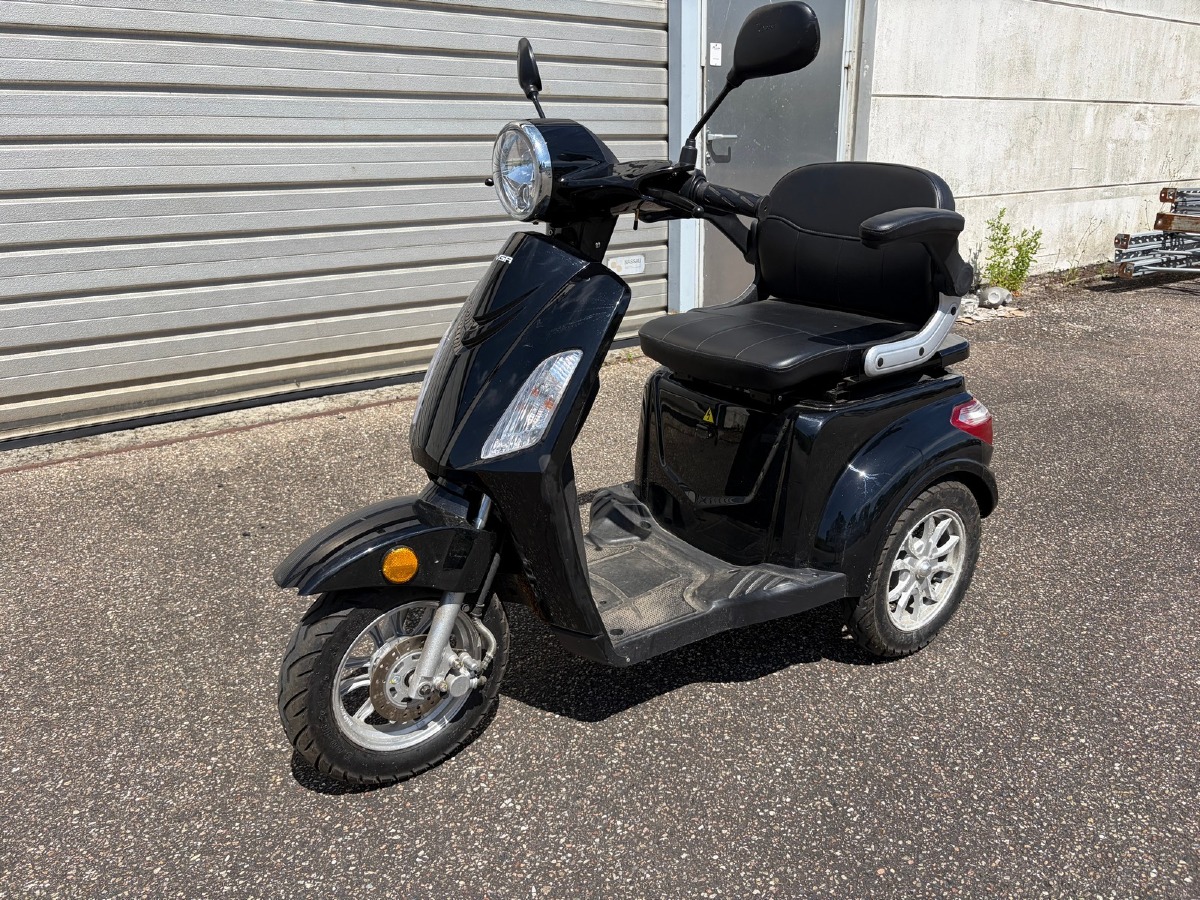 Vga Tres Eu5, model Zm25b. Årgang 2025